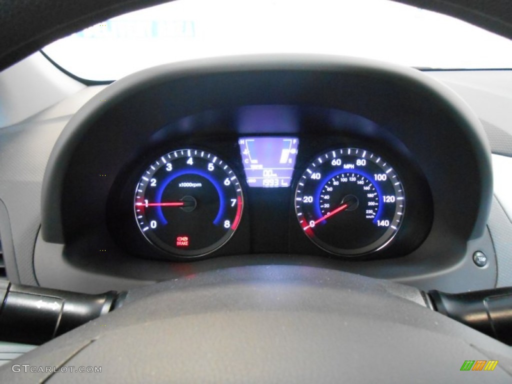 2012 Accent GLS 4 Door - Boston Red / Gray photo #28