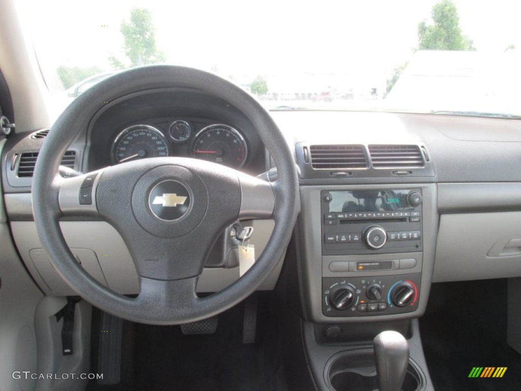 2007 Chevrolet Cobalt LS Coupe Gray Dashboard Photo #84563683