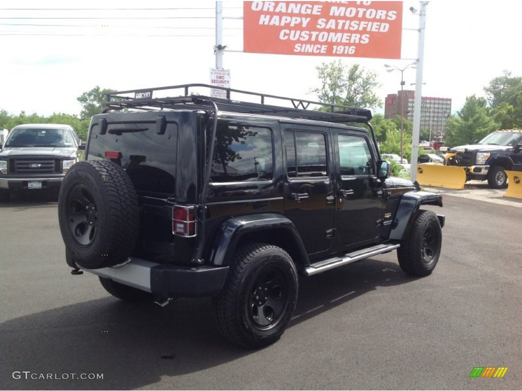2012 Wrangler Unlimited Sahara 4x4 - Black Forest Green Pearl / Black/Dark Saddle photo #5