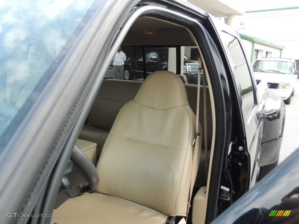 2008 F450 Super Duty XL Crew Cab 4x4 Dually - Black / Tan photo #4
