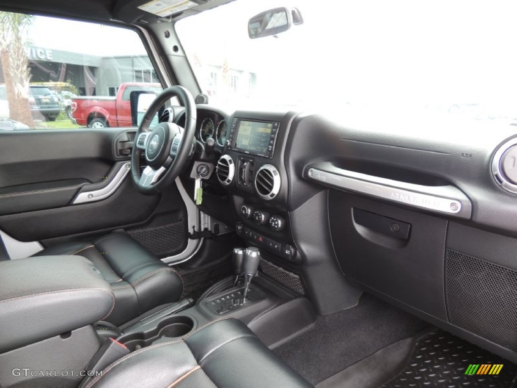 2011 Jeep Wrangler Unlimited Sahara 70th Anniversary 4x4 Black/Dark Olive Dashboard Photo #84576748