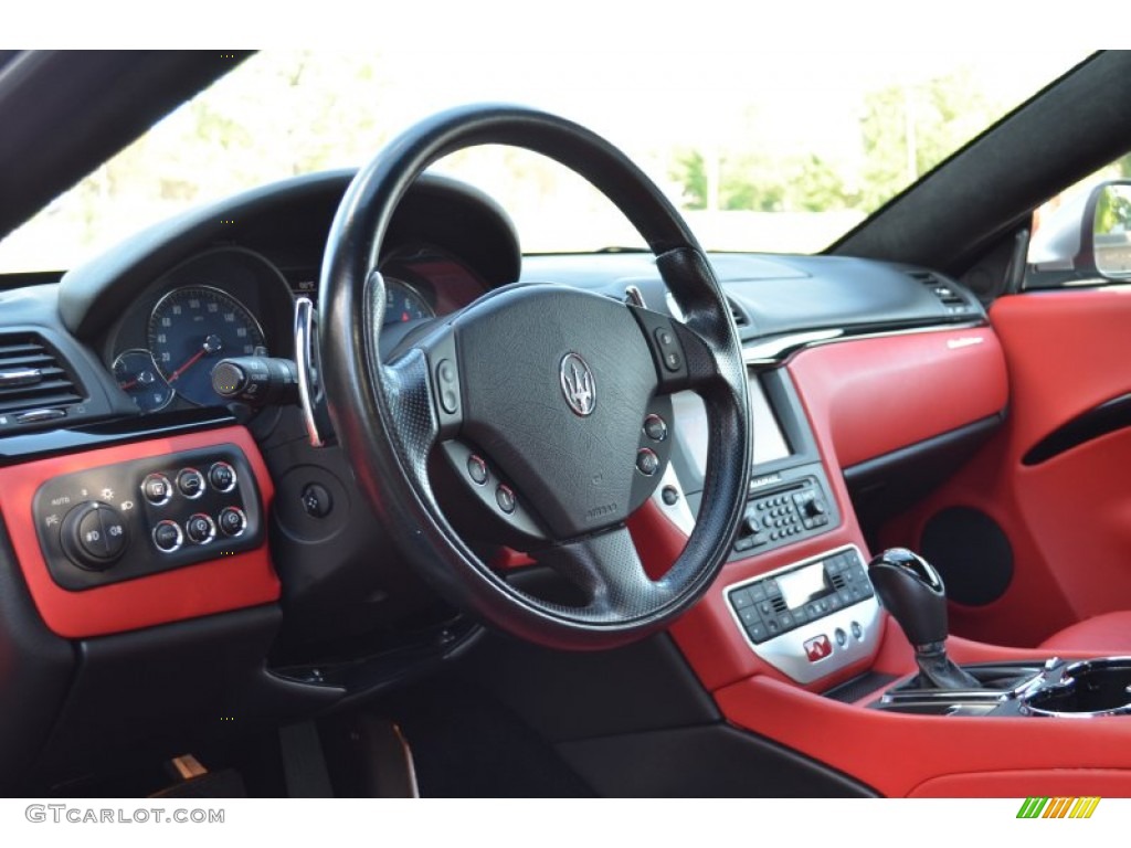 2009 GranTurismo  - Grigio Alfieri (Grey) / Rosso Corallo photo #13