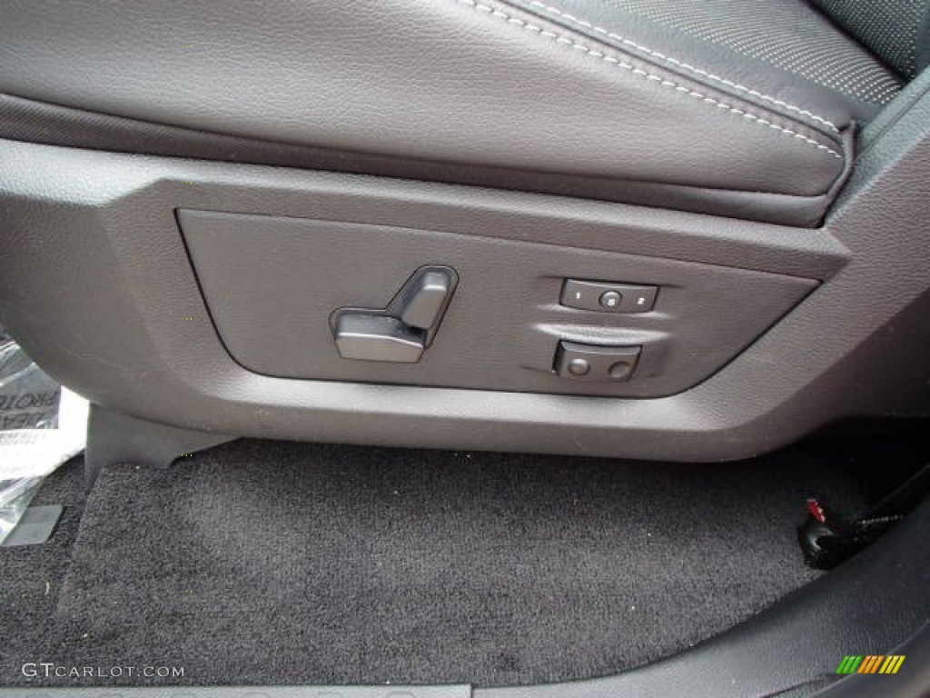 2014 Ram 1500 Laramie Crew Cab 4x4 Controls Photo #84589264