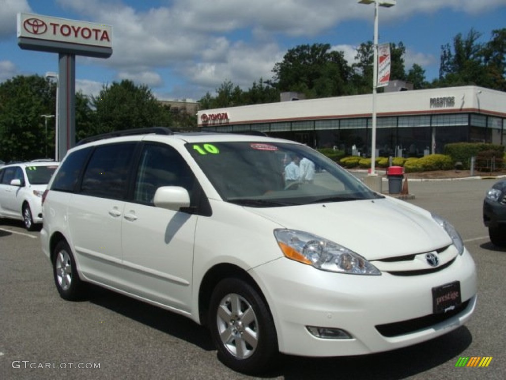 2010 Sienna XLE - Blizzard Pearl Tricoat / Taupe photo #1