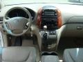 2010 Blizzard Pearl Tricoat Toyota Sienna XLE  photo #9