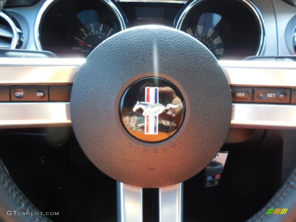 2008 Mustang V6 Premium Coupe - Vapor Silver Metallic / Dark Charcoal photo #22