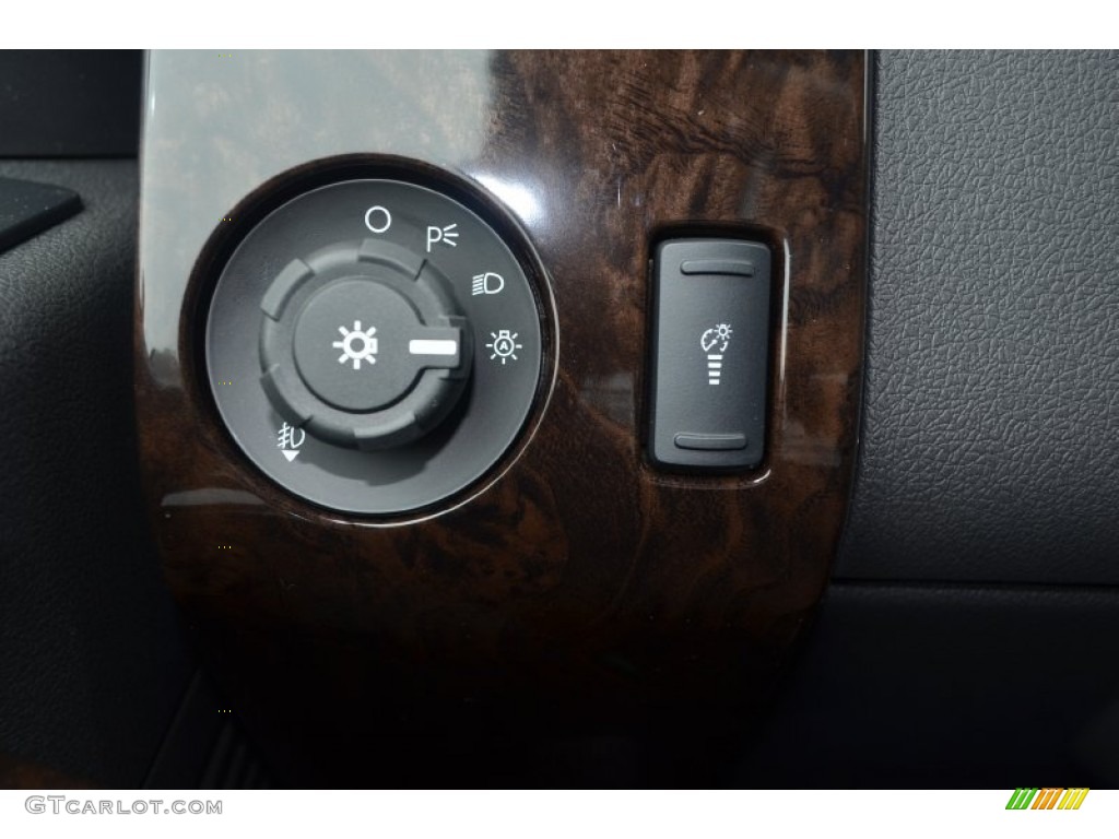 2014 Ford F250 Super Duty Platinum Crew Cab 4x4 Controls Photo #84593878