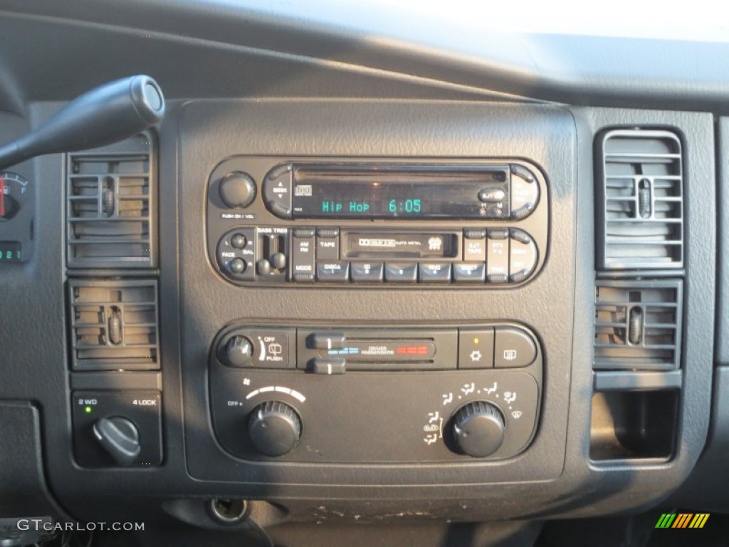 2003 Durango SXT 4x4 - Patriot Blue Pearlcoat / Dark Slate Gray photo #11