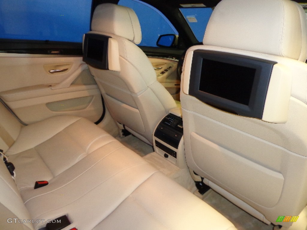 2012 5 Series 550i xDrive Sedan - Milano Beige Metallic / Venetian Beige photo #26