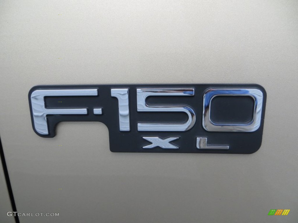 1999 Ford F150 XL Extended Cab Marks and Logos Photos