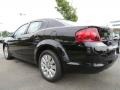 Black - Avenger SE V6 Photo No. 2