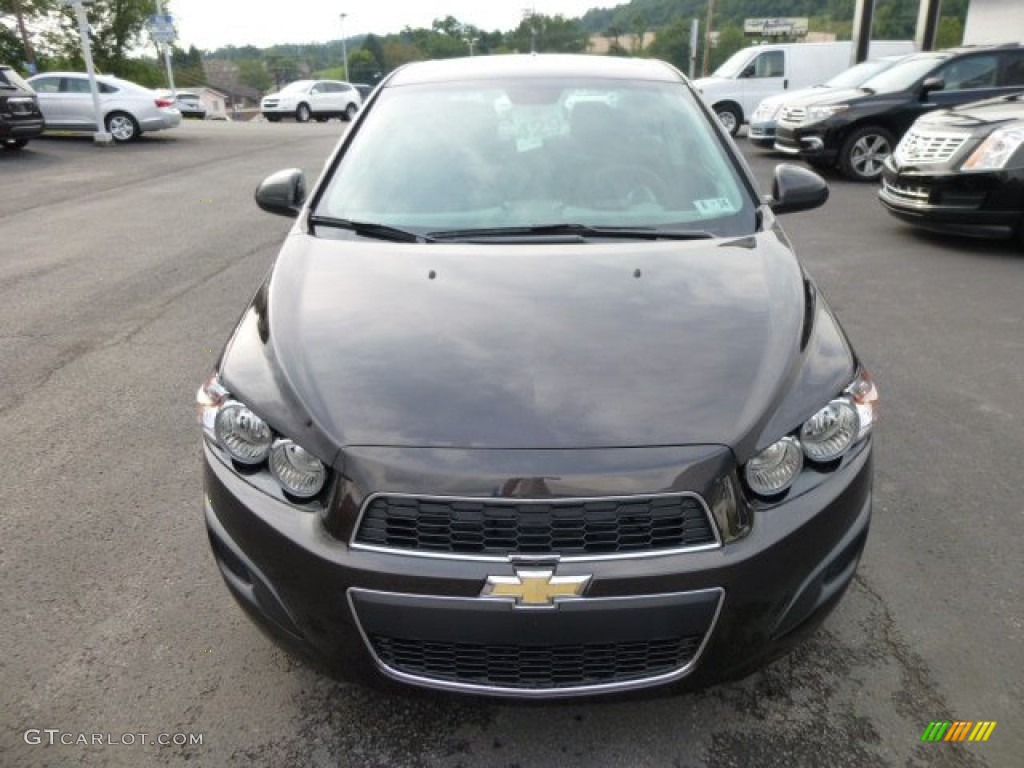 2013 Sonic LT Sedan - Mocha Bronze Metallic / Jet Black/Dark Titanium photo #2