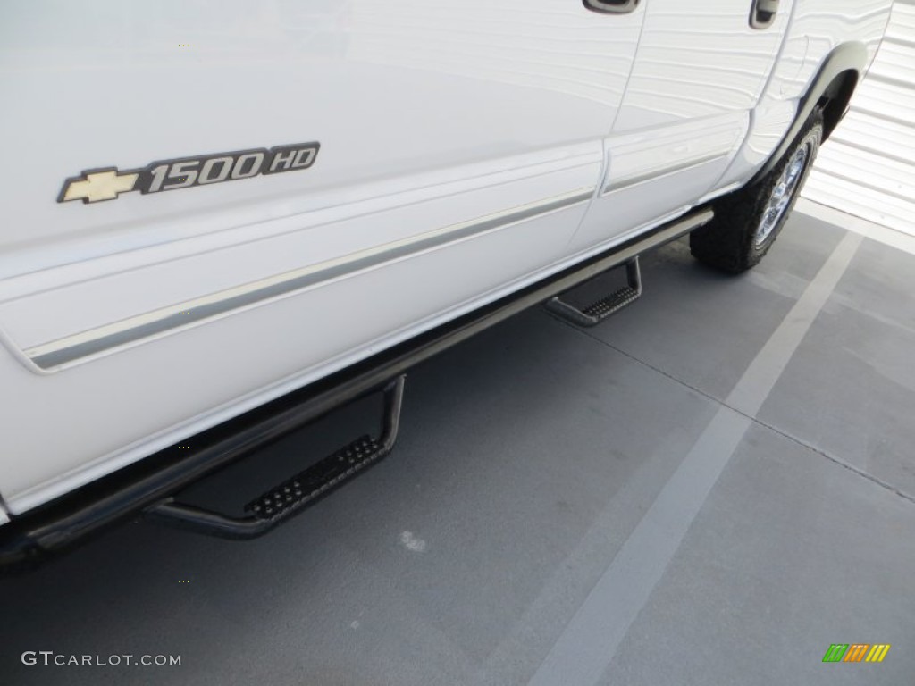 2003 Silverado 1500 LT Crew Cab 4x4 - Summit White / Dark Charcoal photo #26