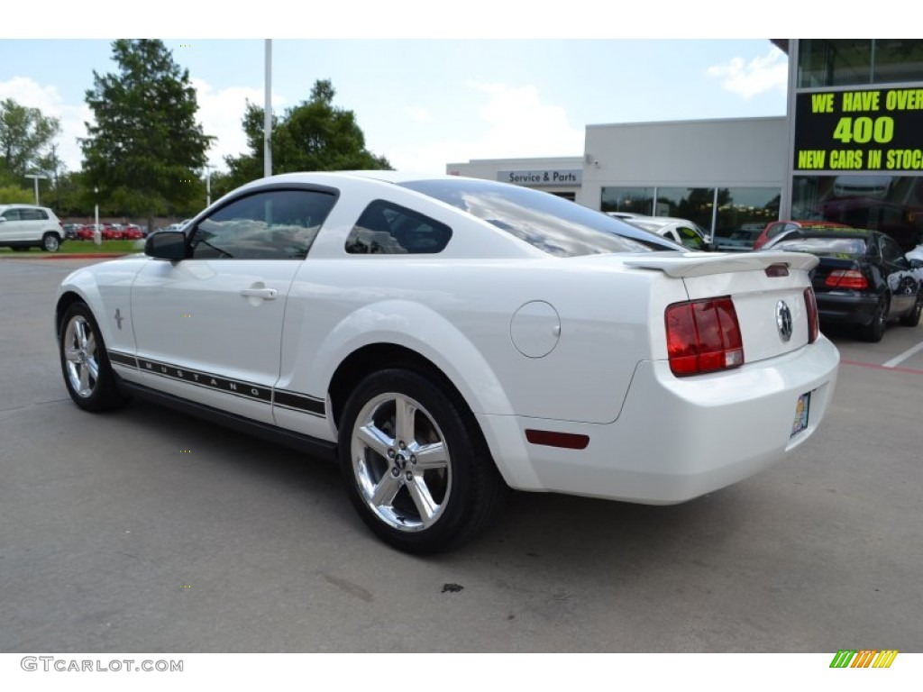 2008 Mustang V6 Premium Coupe - Performance White / Light Graphite photo #3