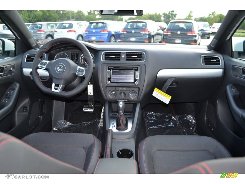 2014 Volkswagen Jetta GLI Titan Black Dashboard Photo #84606582