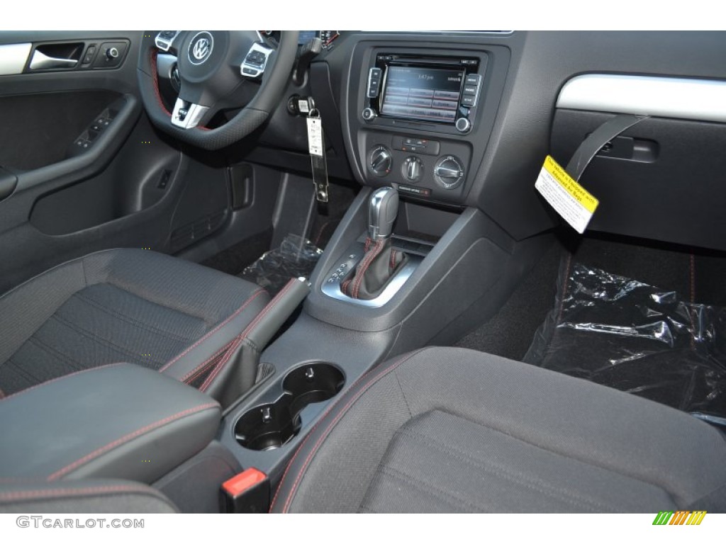 2014 Volkswagen Jetta GLI Controls Photo #84606606