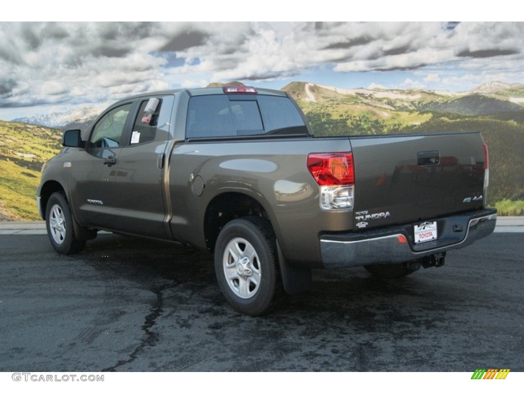 2013 Tundra Double Cab 4x4 - Magnetic Gray Metallic / Graphite photo #2