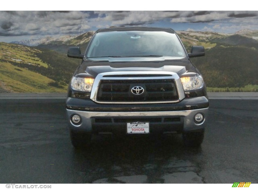 2013 Tundra CrewMax 4x4 - Black / Graphite photo #3