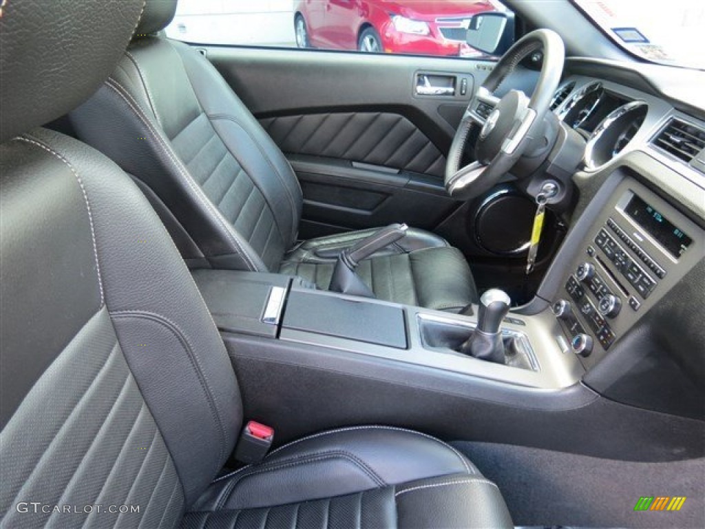 2012 Mustang GT Premium Coupe - Kona Blue Metallic / Charcoal Black photo #13