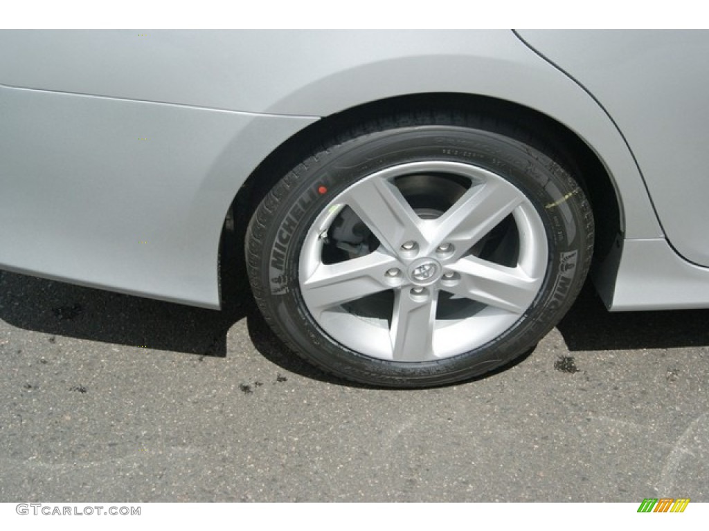 2013 Camry SE - Classic Silver Metallic / Black/Ash photo #9