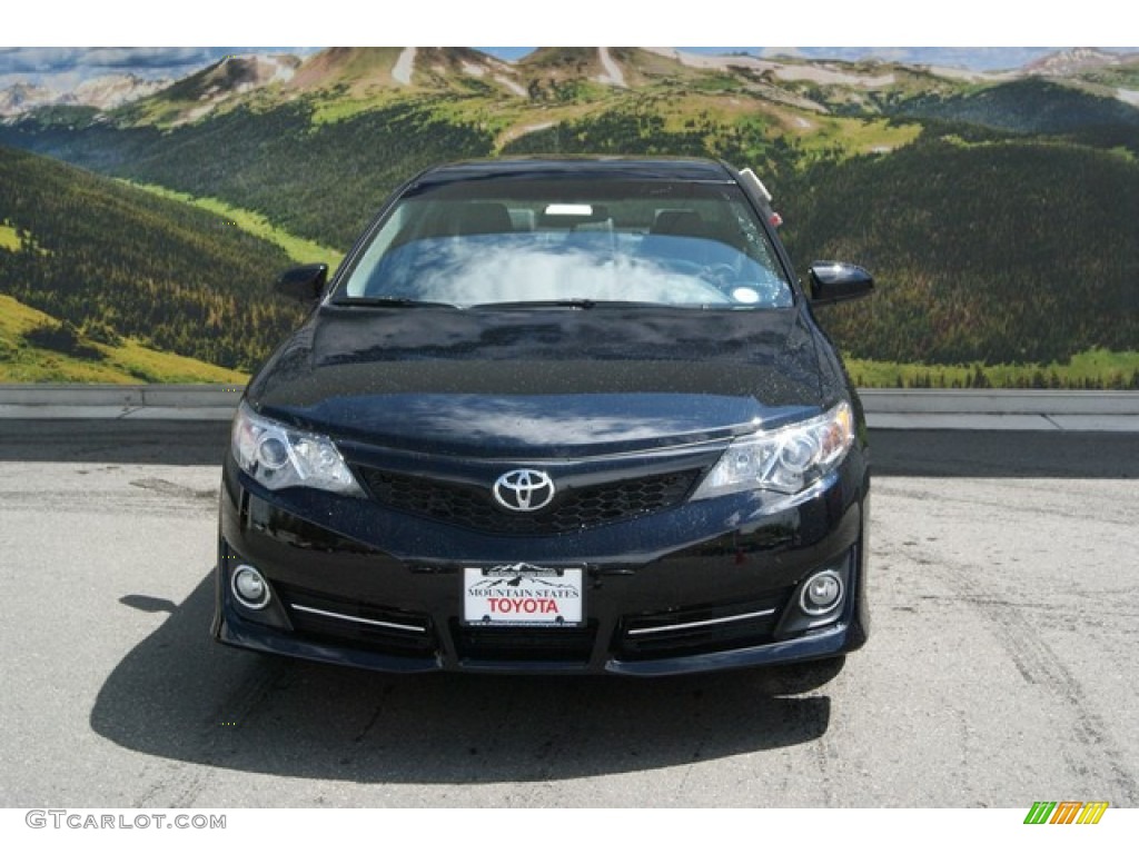 2013 Camry SE - Attitude Black Metallic / Black photo #3