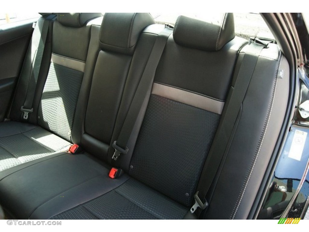 2013 Camry SE - Attitude Black Metallic / Black photo #7
