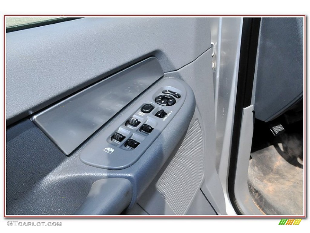 2008 Ram 2500 SLT Quad Cab 4x4 - Bright Silver Metallic / Medium Slate Gray photo #20