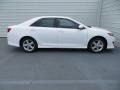 2013 Super White Toyota Camry SE  photo #3