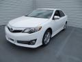 2013 Super White Toyota Camry SE  photo #9