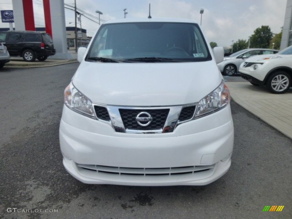 2013 NV200 SV - Fresh Powder White / Gray photo #2