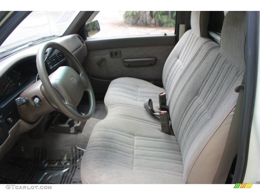 1998 Tacoma Regular Cab - White / Gray photo #15