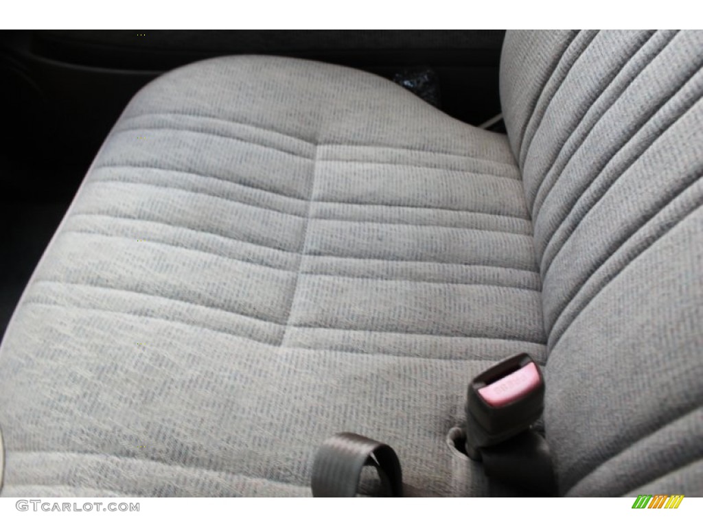 1998 Tacoma Regular Cab - White / Gray photo #17