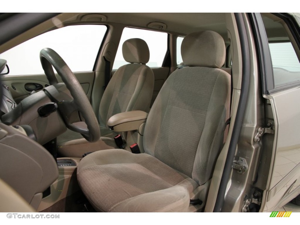 2003 Focus SE Wagon - Arizona Beige Metallic / Medium Parchment photo #5