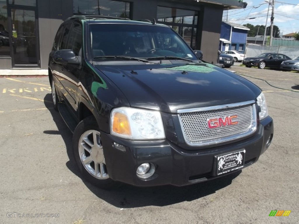 2008 Envoy Denali 4x4 - Carbon Black Metallic / Ebony photo #2