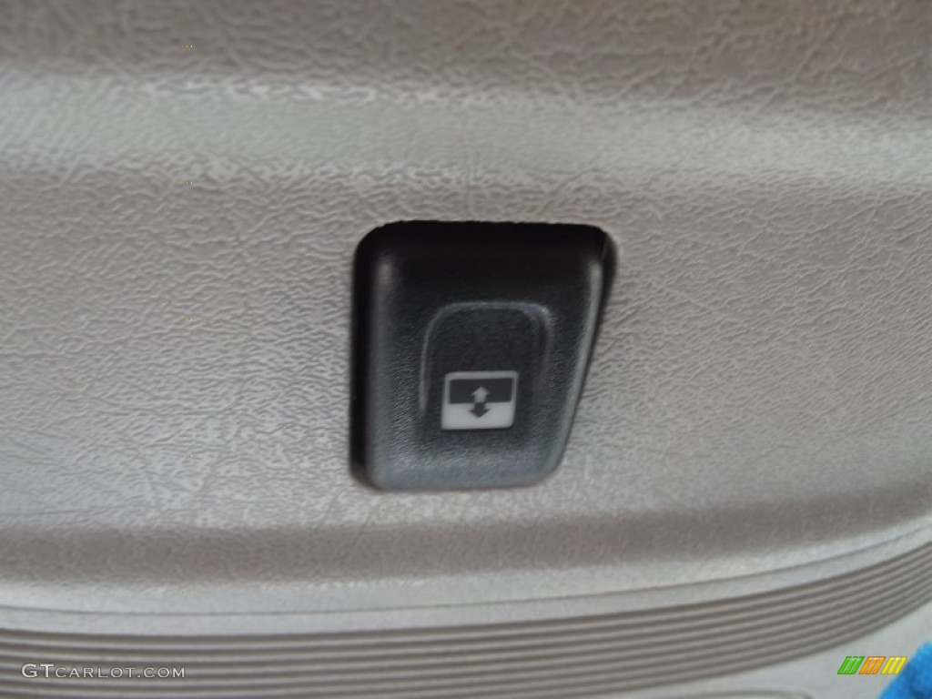 2008 Envoy Denali 4x4 - Carbon Black Metallic / Ebony photo #34