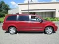 Inferno Red Crystal Pearl - Grand Caravan SE Photo No. 10