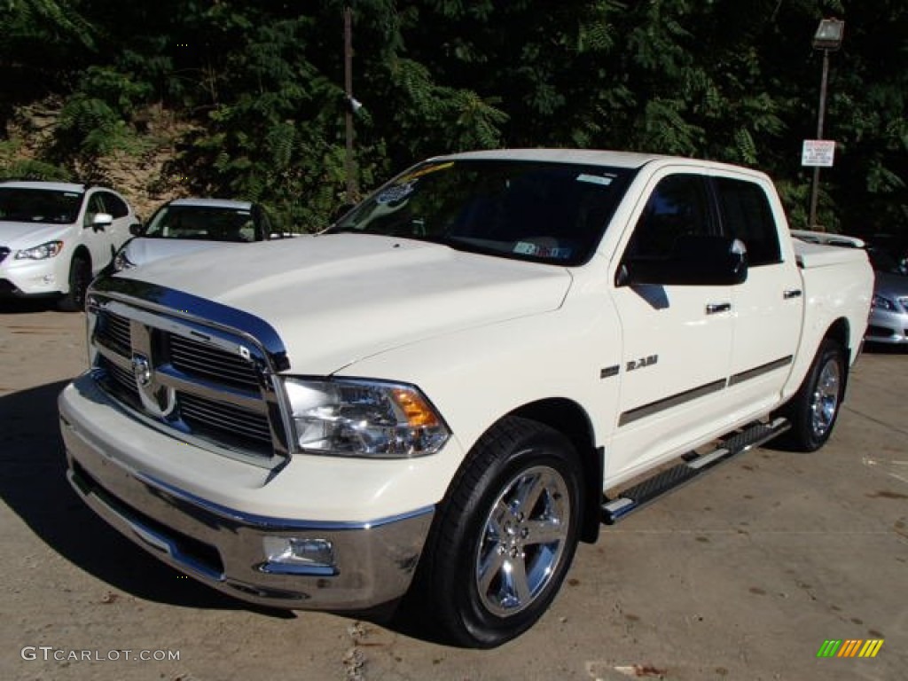 2010 Ram 1500 Big Horn Crew Cab 4x4 - Cool Vanilla / Dark Slate/Medium Graystone photo #2