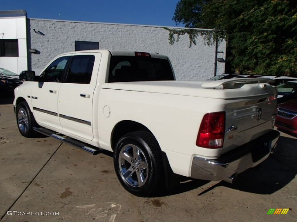 2010 Ram 1500 Big Horn Crew Cab 4x4 - Cool Vanilla / Dark Slate/Medium Graystone photo #8