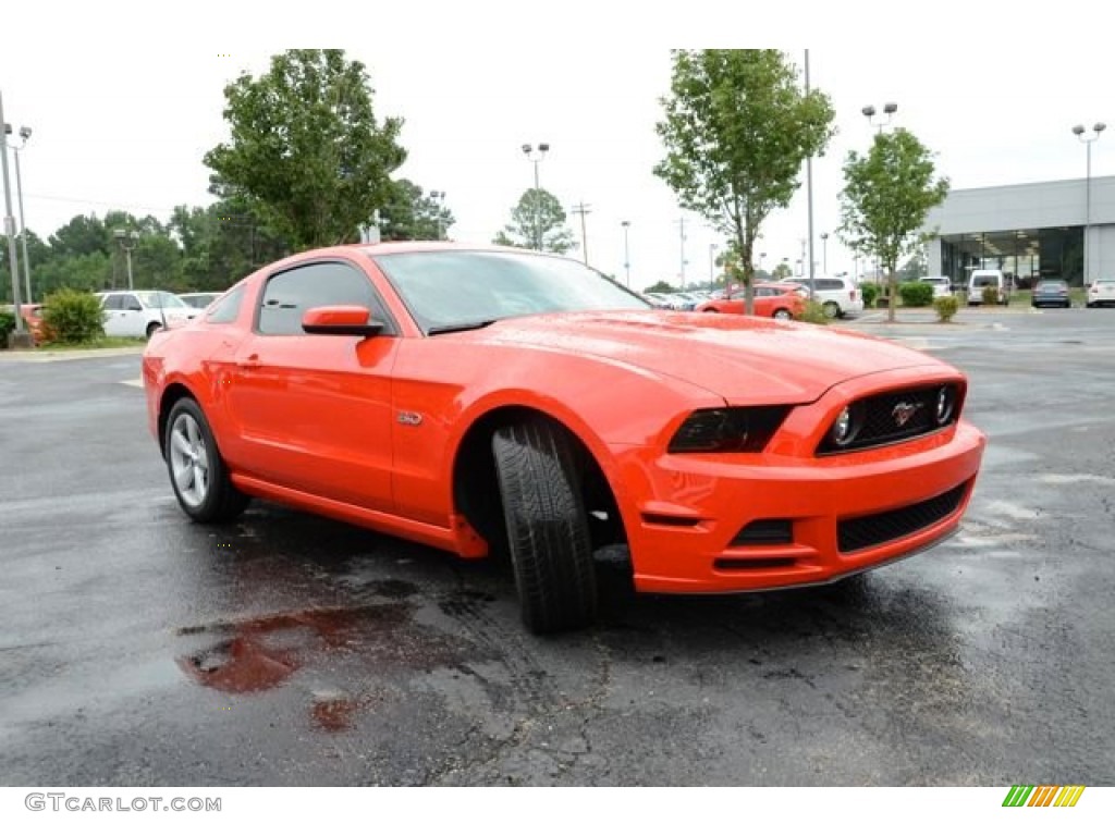 2013 Mustang GT Coupe - Race Red / Charcoal Black photo #3