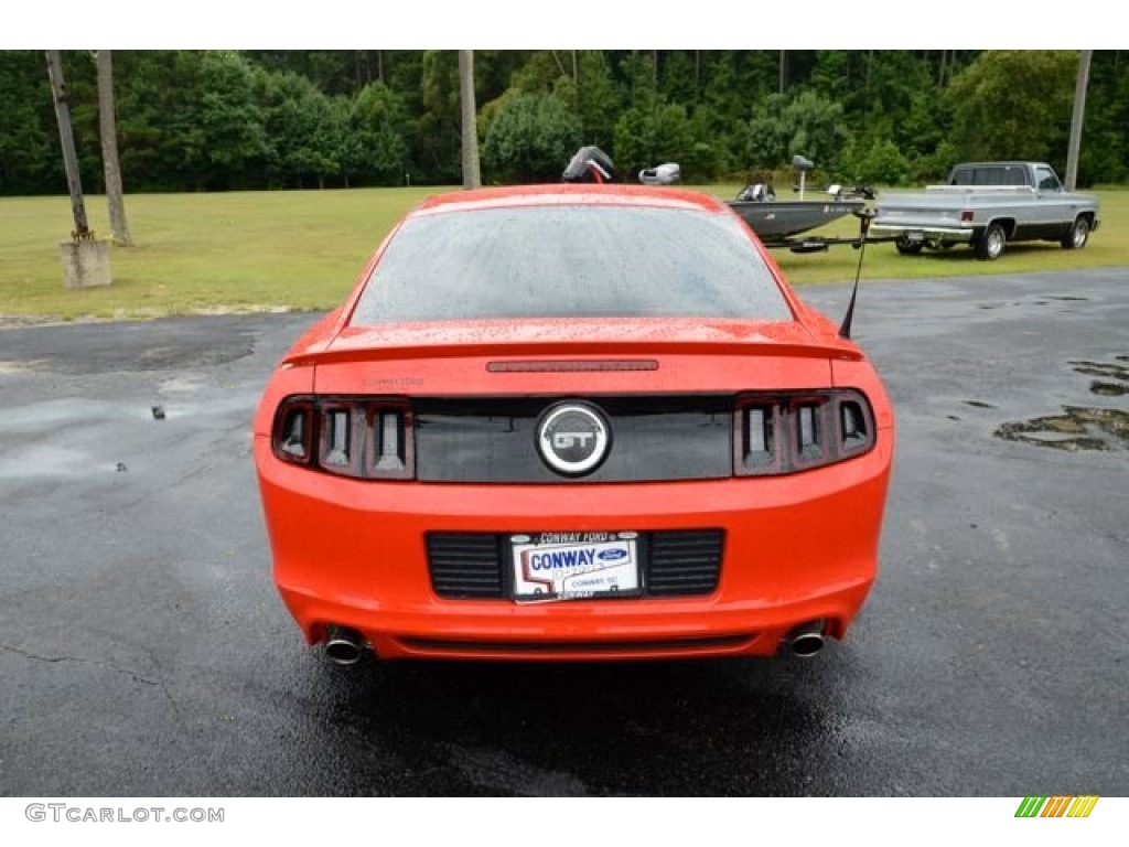 2013 Mustang GT Coupe - Race Red / Charcoal Black photo #7