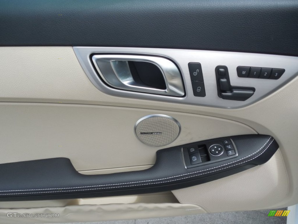 2014 Mercedes-Benz SLK 250 Roadster Controls Photos