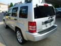 Bright Silver Metallic - Liberty Jet 4x4 Photo No. 12