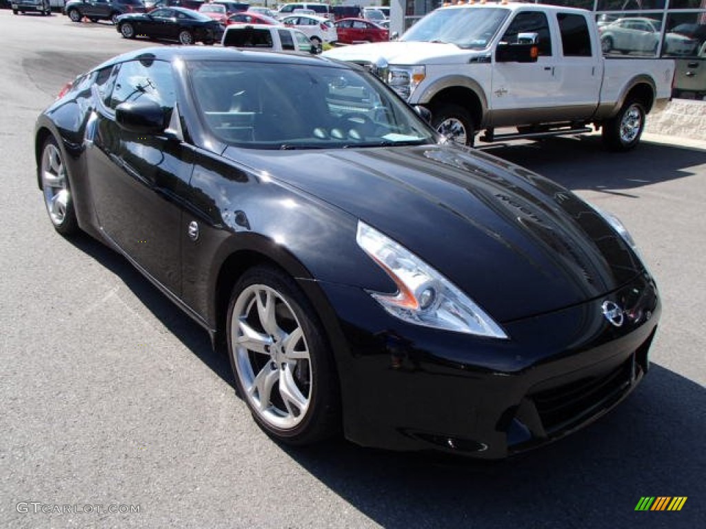 2009 370Z Touring Coupe - Magnetic Black / Black Leather photo #2