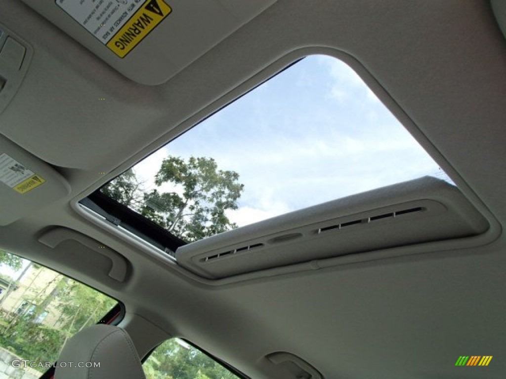 2013 MAZDA5 Grand Touring - Zeal Red Mica / Sand photo #15