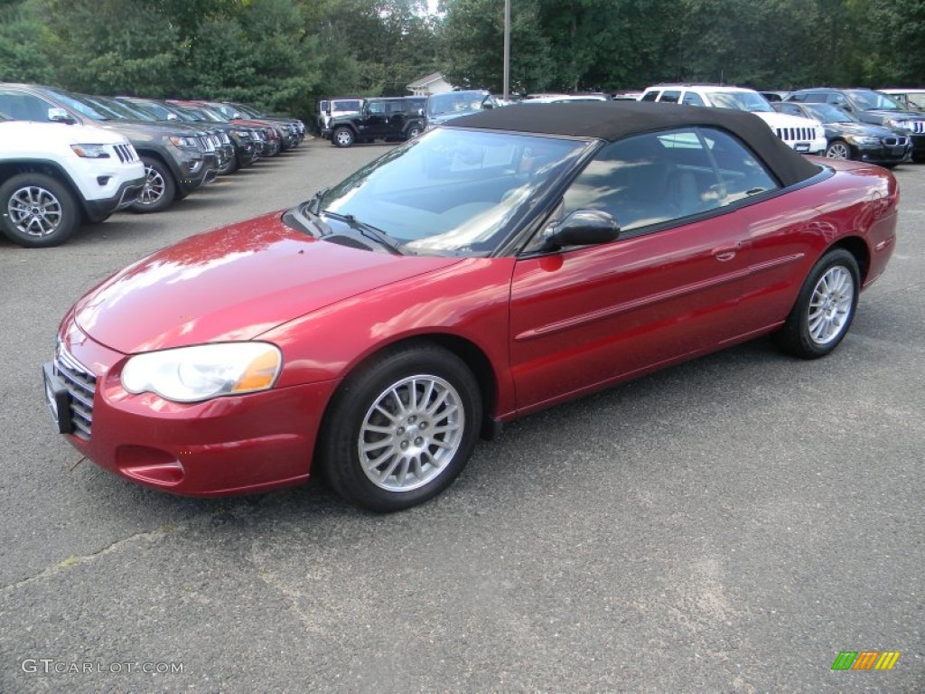 2004 Sebring LXi Convertible - Inferno Red Pearl / Dark Slate Gray photo #2