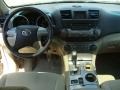 Sandy Beach Metallic - Highlander V6 4WD Photo No. 12