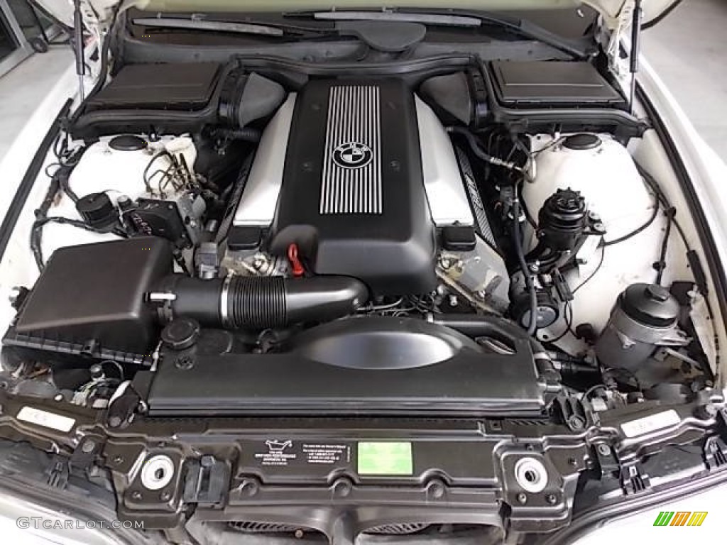 1999 BMW 5 Series 540i Sedan 4.4L DOHC 32V V8 Engine Photo #84637405