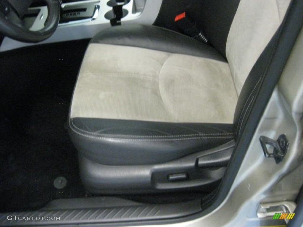 2011 Mariner Premier V6 AWD - Gold Leaf Metallic / Black/Stone photo #8