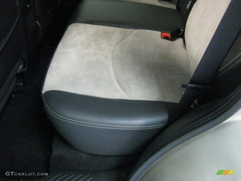 2011 Mariner Premier V6 AWD - Gold Leaf Metallic / Black/Stone photo #11
