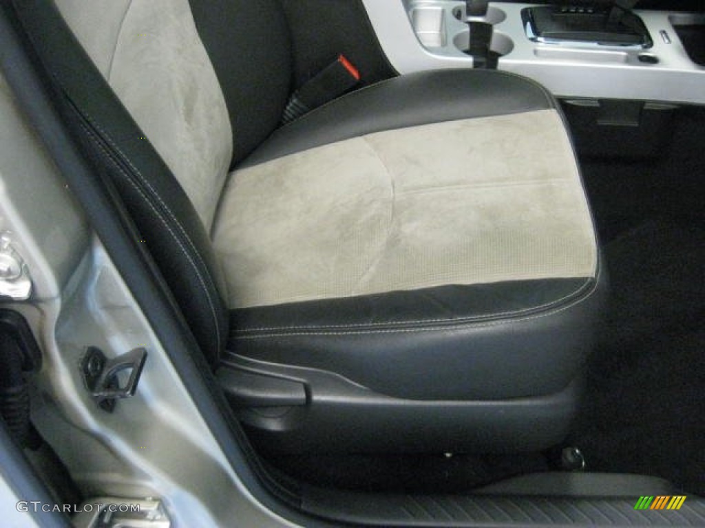 2011 Mariner Premier V6 AWD - Gold Leaf Metallic / Black/Stone photo #14